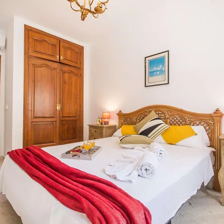 Moskoa - Plusholidays カルプ