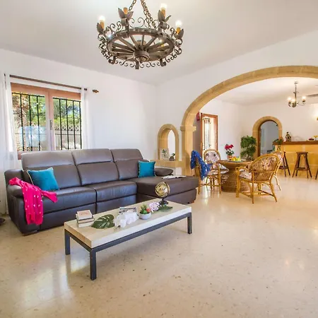 ヴィラ Moskoa - Plusholidays